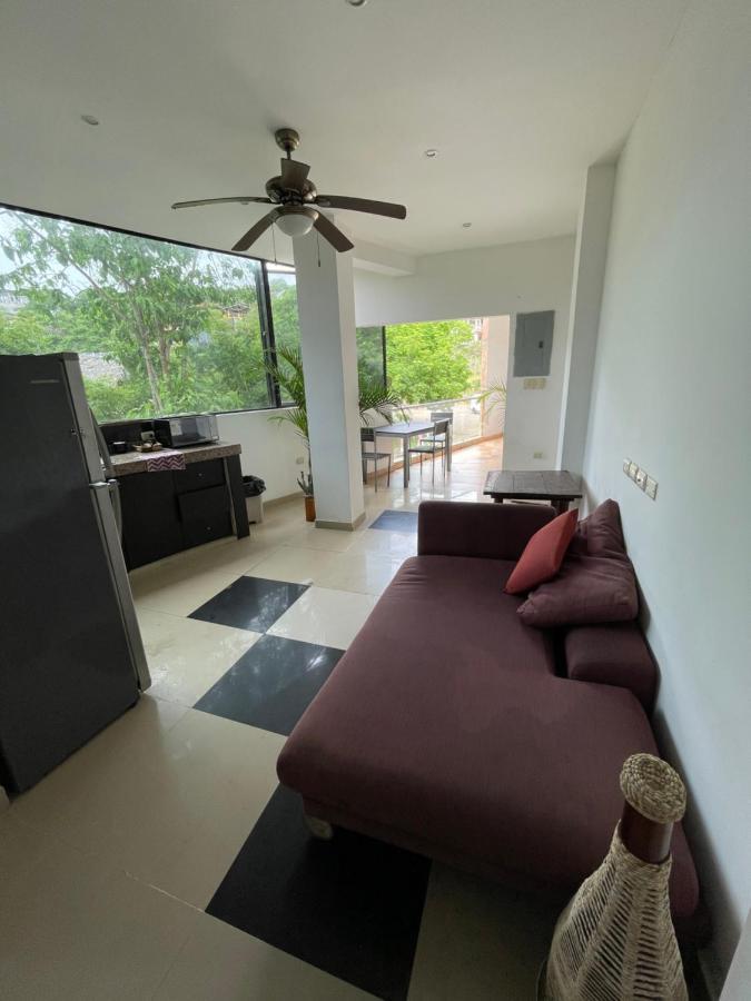 Kiwi Suites Hostel มอนตาญิตาร์ ภายนอก รูปภาพ